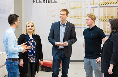 Leading Indian Filtration Firm Engages in Productive Partnership Talks with Bengbu Tongchen Automation Technology Co., Ltd.