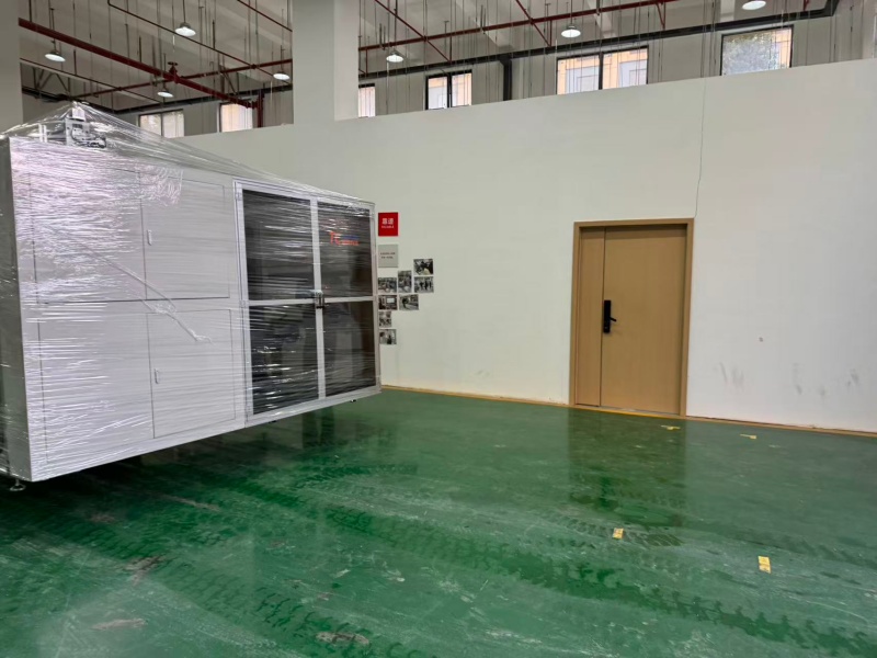 Glass fiber filter paper folding machine