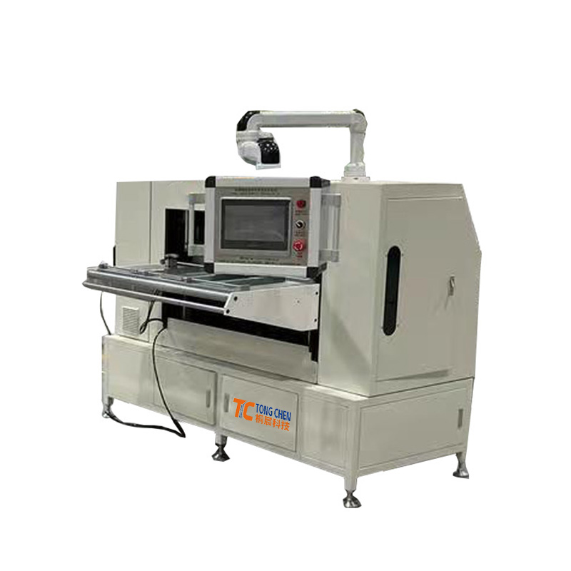 Servo knife pleating machine